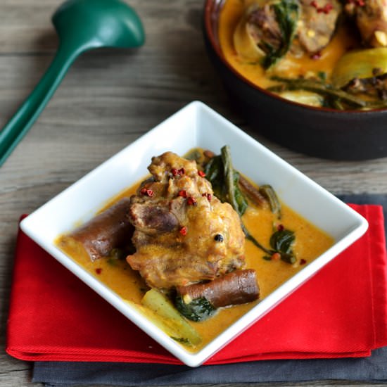 Filipino Braised Oxtail Stew - Recipe photo by Paleo Fondue