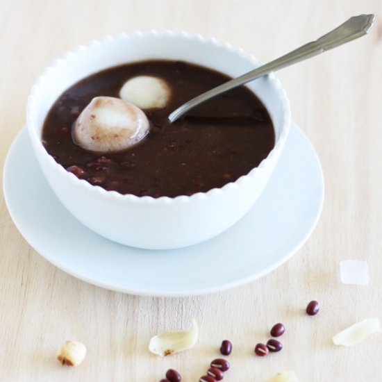 Red Bean Soup - Recipe photo by savoringspoon