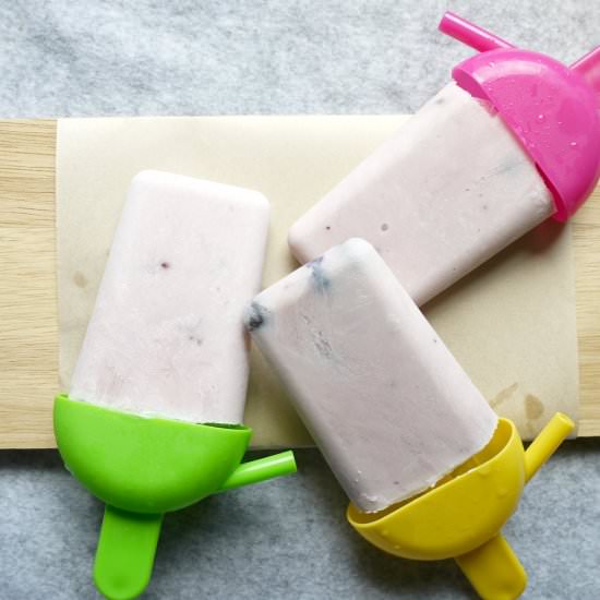 Banana Blueberry Yogurt Popsicles - Recipe photo by monoandco