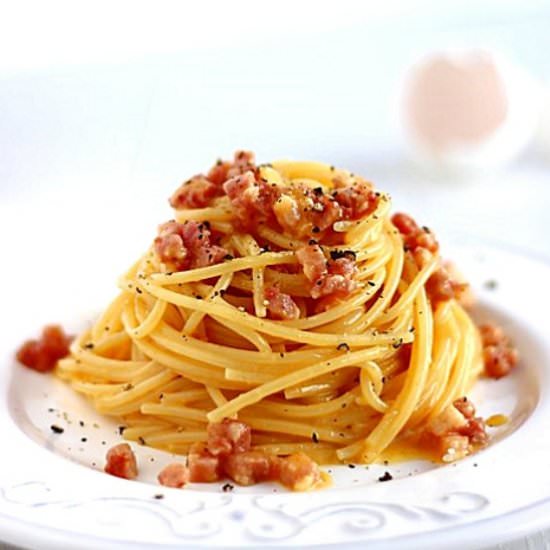 Spaghetti alla carbonara - Recipe photo by momi