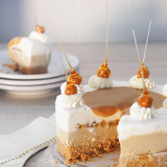 HAZELNUT AND VANILLA SUNDAE CAKE - Recipe photo by sugary and buttery