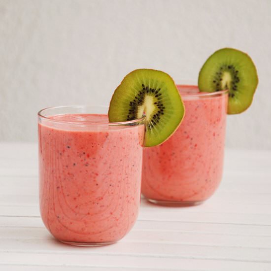 Strawberry and Kiwi Smoothie - Recipe photo by Moja Galeria Smaku