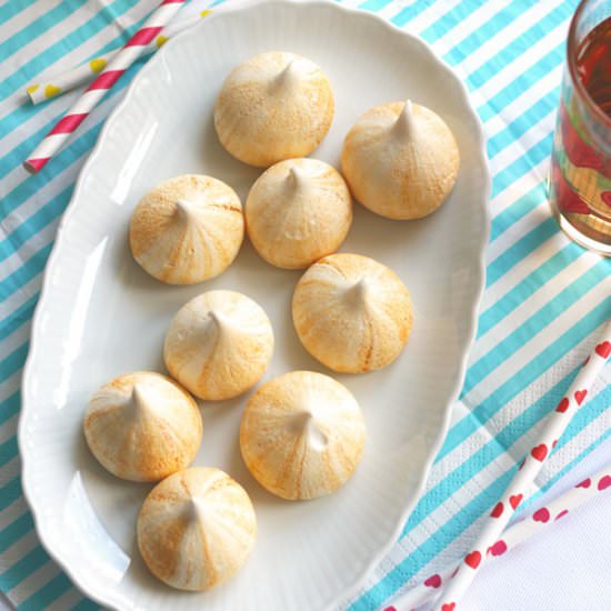 Meringues with Orange Blossom - Recipe photo by Cookie Cottage