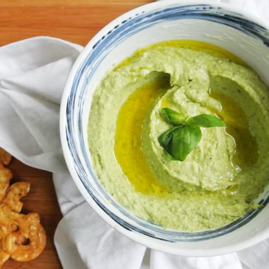 Lemon Basil Hummus - Recipe photo by eesingle