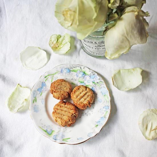 Cashew Nut Biscuits - Recipe photo by Small Acorns