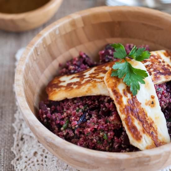 Quinoa Beet Salad - Recipe photo by The Foodie Corner