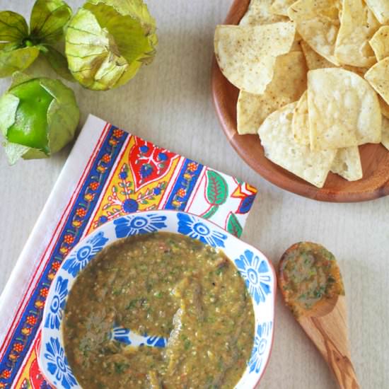 Roasted Tomatillo Salsa Verde - Recipe photo by meseidy
