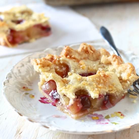 Apple & Blueberry Slab Pie - Recipe photo by meseidy