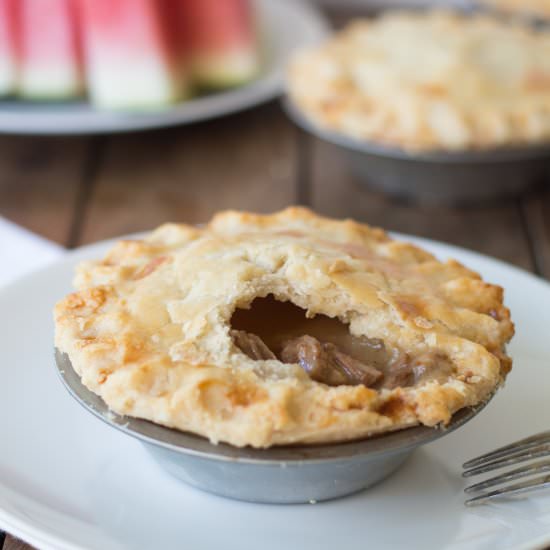 Steak Pies - Recipe photo by cookiesorbiscuits