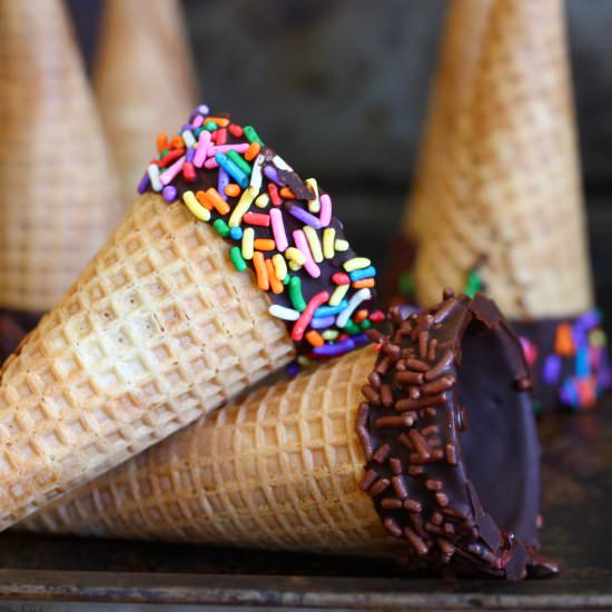 Chocolate Dipped Cones - Recipe photo by Confectionary Tales
