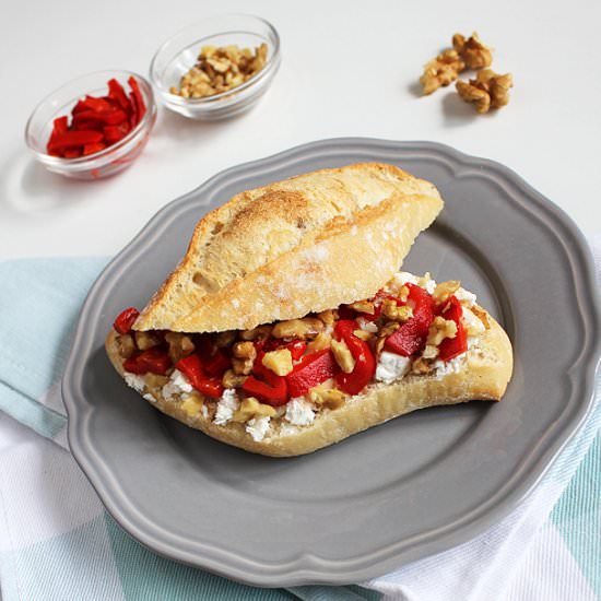 Goat Cheese Bread with Peppers - Recipe photo by FingerLickingFood