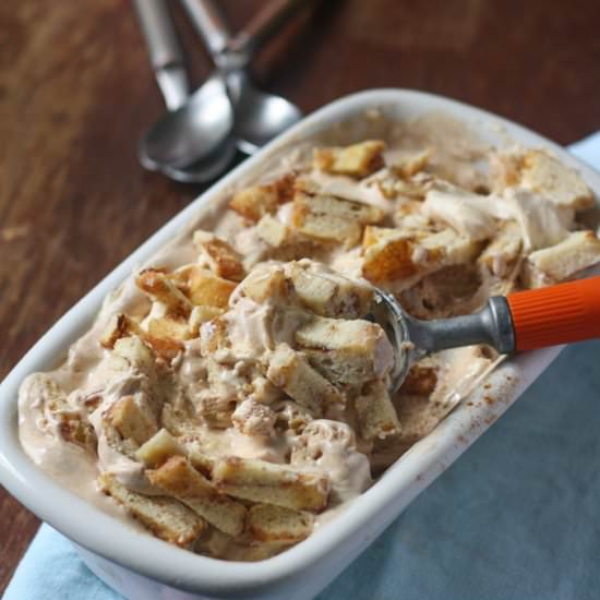 Cinnamon Roll Ice Cream - Recipe photo by jellib