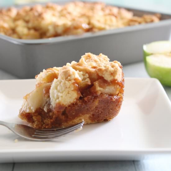 Salted Caramel Apple Crumble Bars. - Recipe photo by passionnebakes