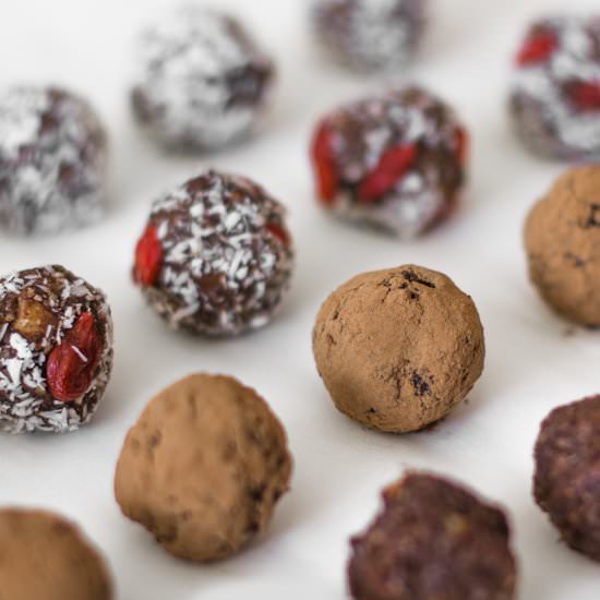 No-Bake Energy Bites - Recipe photo by lcliving