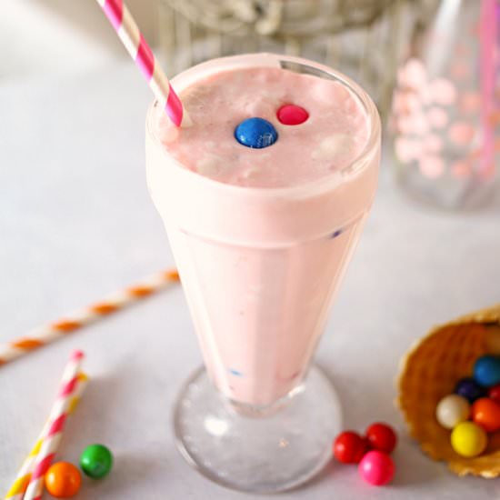 Bubblegum Milkshake - Recipe photo by Kleinworth &amp; Co
