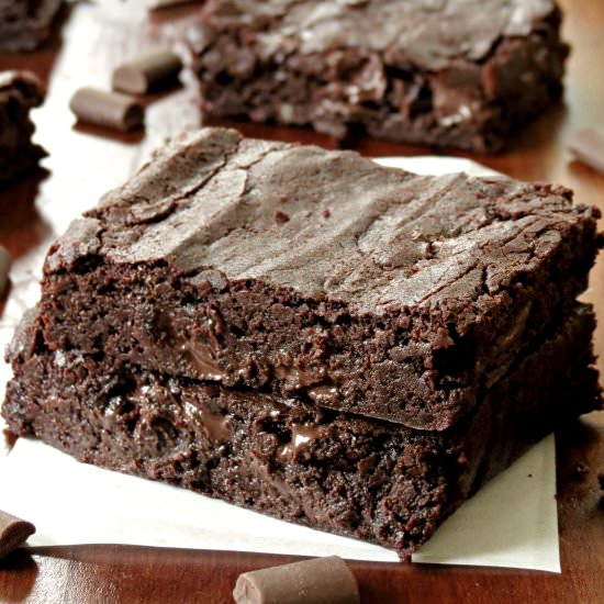 Chocolate Chunk Fudge Brownies - Recipe photo by sprinklesomesugarblog