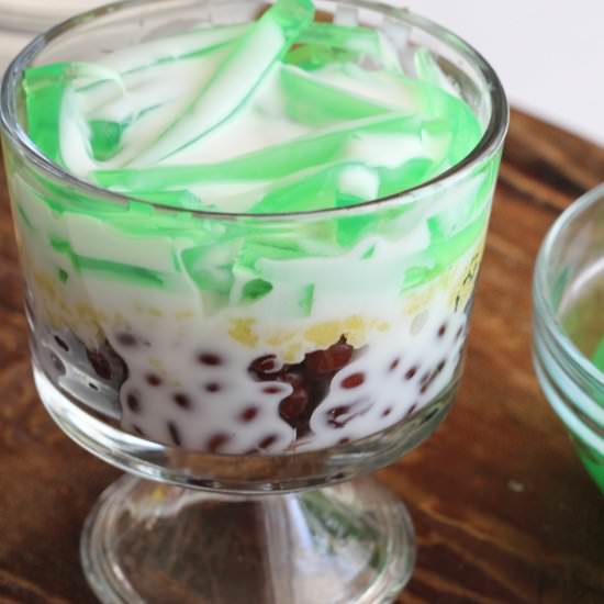Vietnamese Three Color Dessert - Recipe photo by Boriville