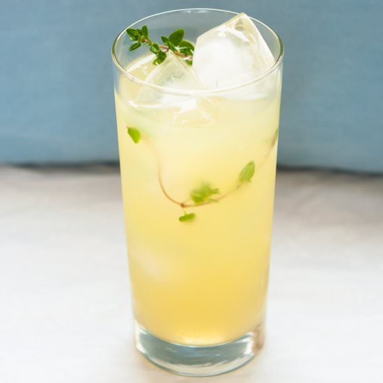 Thyme Lemonade - Recipe photo by petitepanini