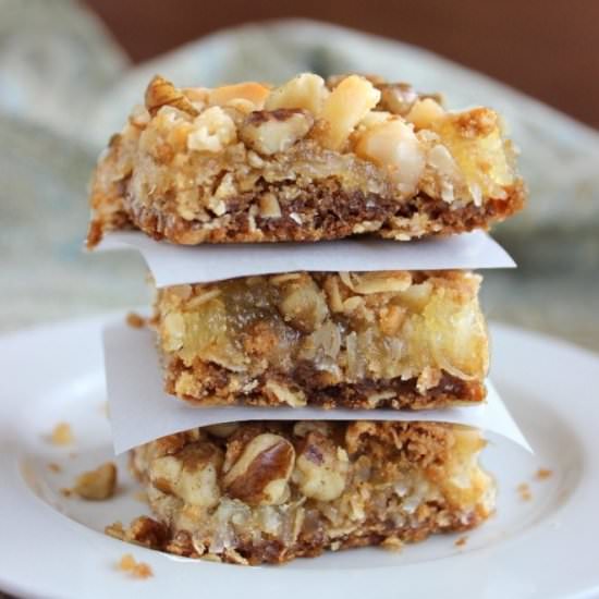 Pina Colada Crumb Bars - Recipe photo by Vegan In The Freezer
