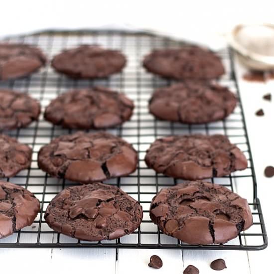 Fudgy Chocolate Cookies - Recipe photo by ChillyFrosting