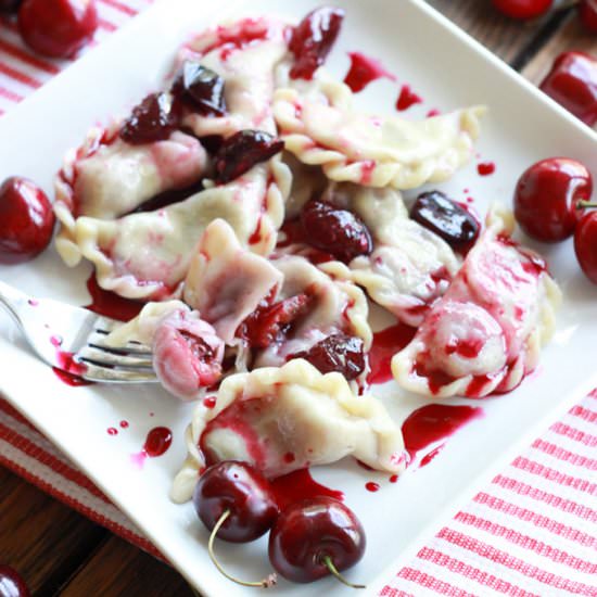 Vareniki with Cherries - Recipe photo by littlebroken