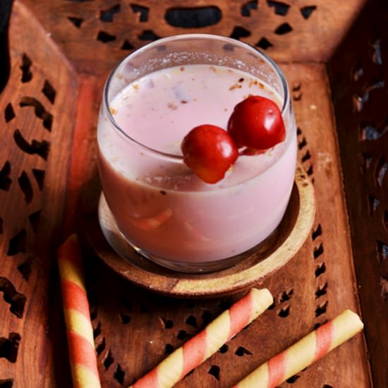 Rooh Afza Vanilla Milk Recipe - Recipe photo by Harini123