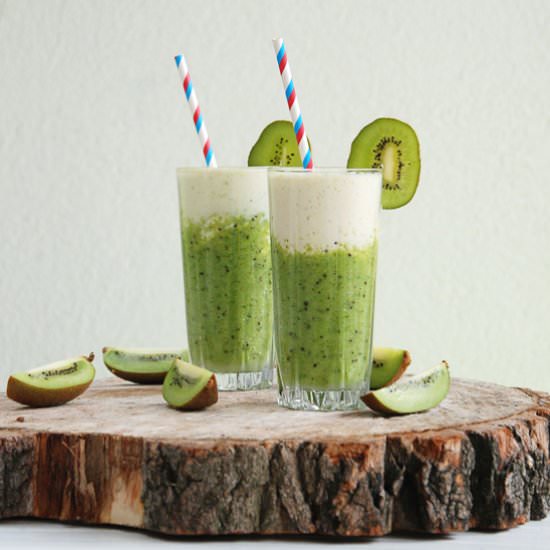 Kiwi, spinach and banana smoothie - Recipe photo by Moja Galeria Smaku