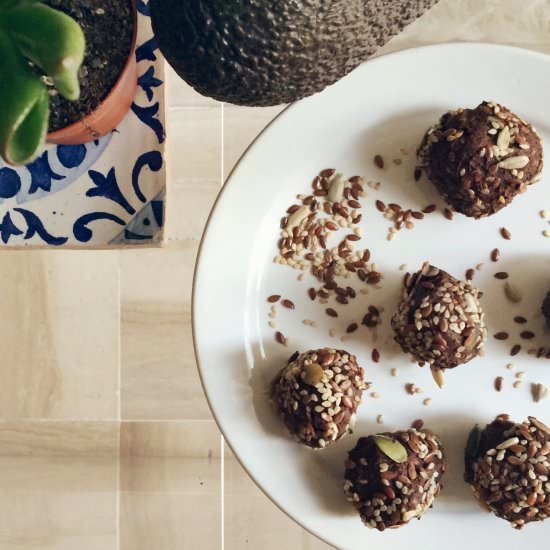 Avocado Chocolate Truffles - Recipe photo by Jas1092