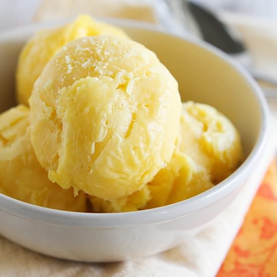 Mango Sorbet - Recipe photo by taste and tell