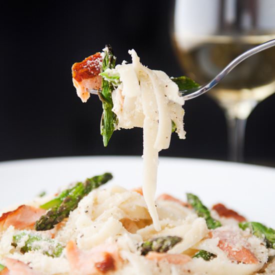 Hot Smoke Salmon & Asparagus Pasta - Recipe photo by kaweah