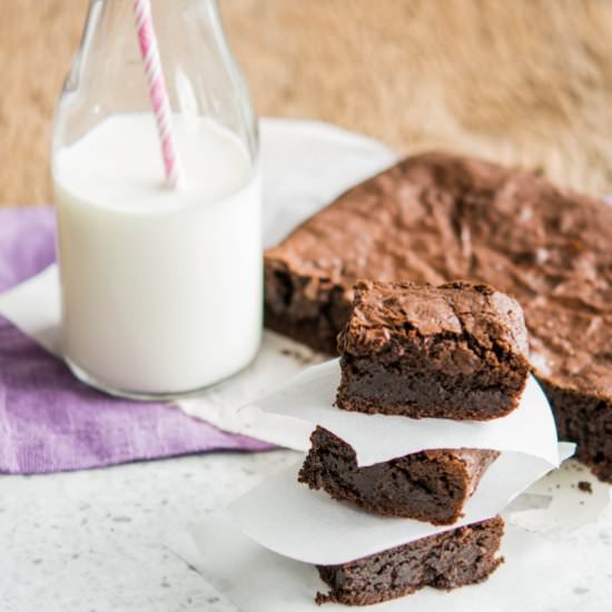 Fudgey Teff Brownies - Recipe photo by strawberrysupp