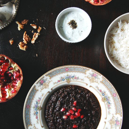 Persian Walnut and Pomegranate Stew - Recipe photo by nade in the kitchen