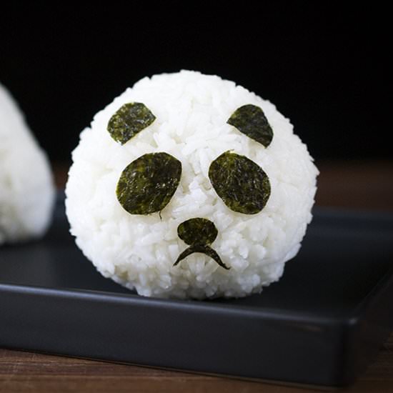 Onigiri (Japanese Rice Balls) - Recipe photo by hapanom