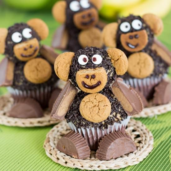 Nutella PB Monkey Cupcakes - Recipe photo by roxyskitchen