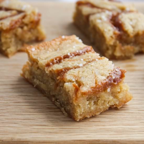 Salted Caramel Blondies - Recipe photo by Sweetphi