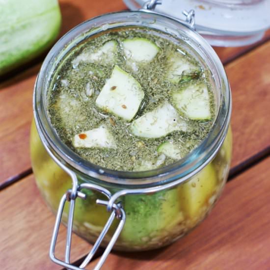 Fresh Cucumber Pickles - Recipe photo by thekitchenismyplayground