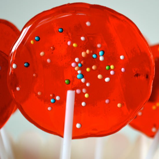 Cherry Lollipops - Recipe photo by bakerangel.com