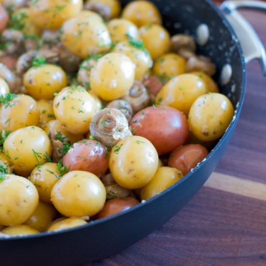 Baby potatoes and mushrooms - Recipe photo by Delights of Culinaria