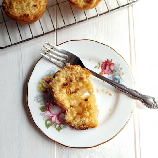 Apple Crumble and Custard Pies - Recipe photo by Fish Fingers for tea