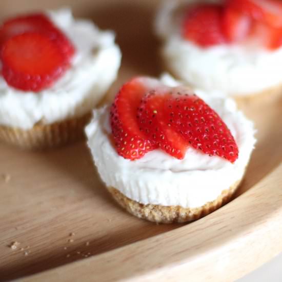 No Bake Cheesecake - Recipe photo by CoordinatelyYours