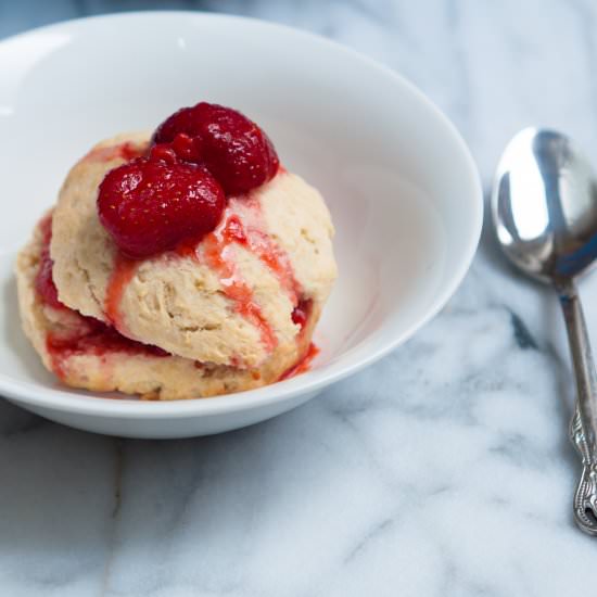 Strawberry Shortcake - Recipe photo by petitepanini