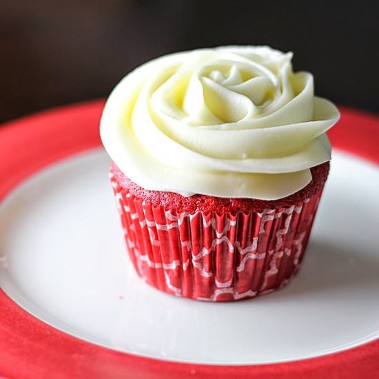 Red Velvet Cupcakes w Cream Cheese - Recipe photo by audreysapron