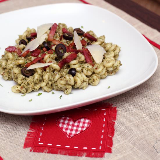 Fusilli with Oregano Pesto - Recipe photo by Enjoy-Food