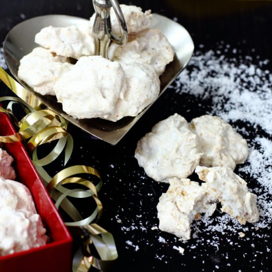 Coconut macaroons - Recipe photo by picantecooking