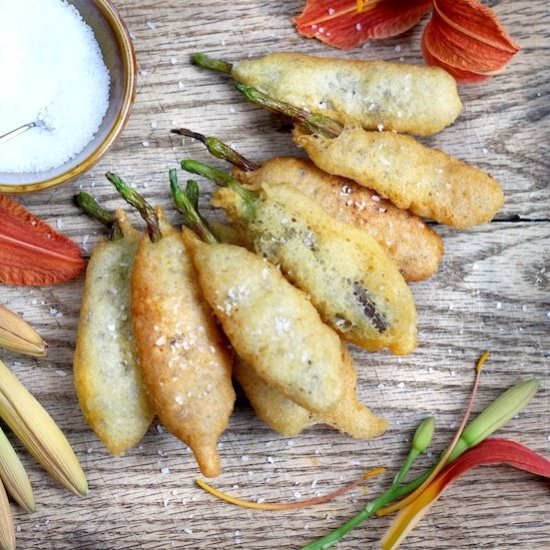 Daylily Fritters - Recipe photo by kitchenvignettes