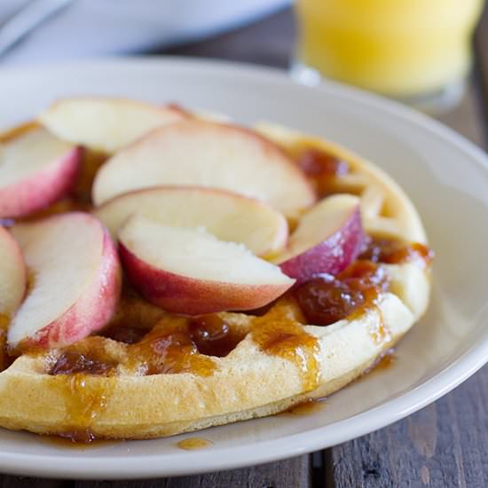 Easy Waffles - Recipe photo by taste and tell