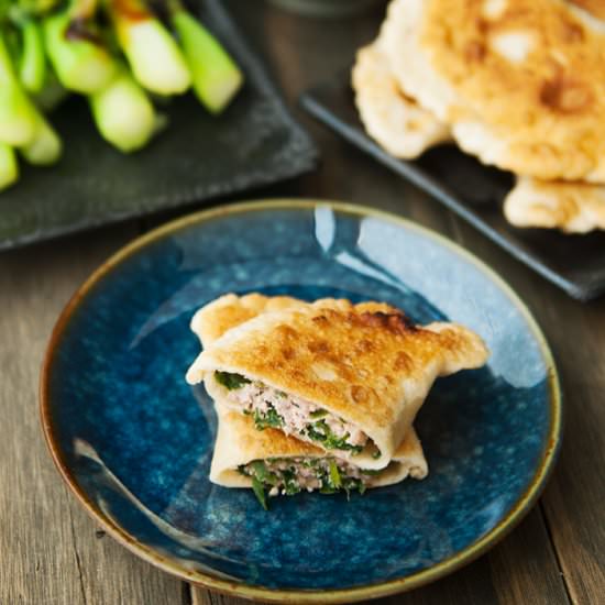 Chinese Chive Turnovers (He Zi) - Recipe photo by kaweah