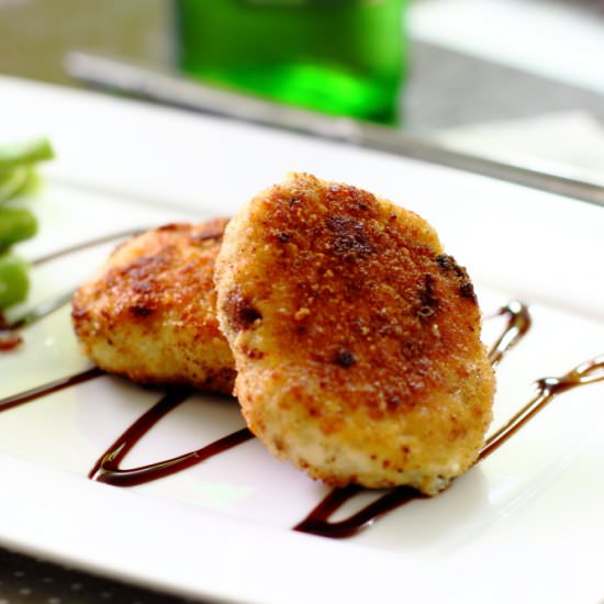 Chicken Burgers with Blue Cheese - Recipe photo by picantecooking