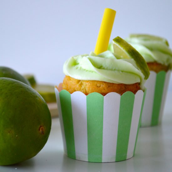 Lime Cupcakes - Recipe photo by bakerangel.com