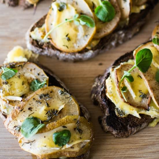Pear, Brie and Honey Tartines - Recipe photo by butterandbrioche